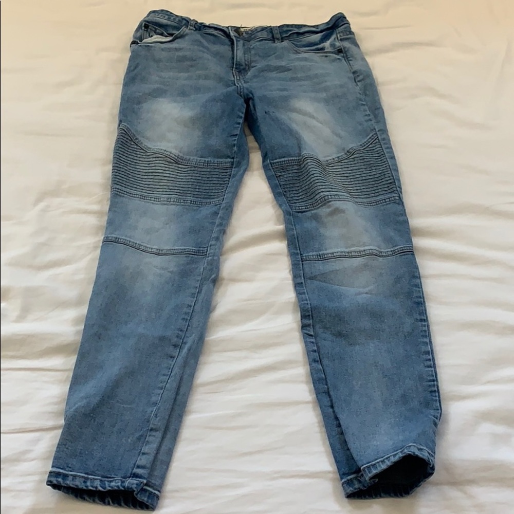Skinny jeans
